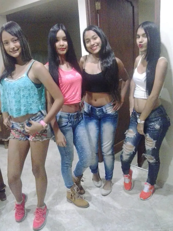 subastas de mujeres online