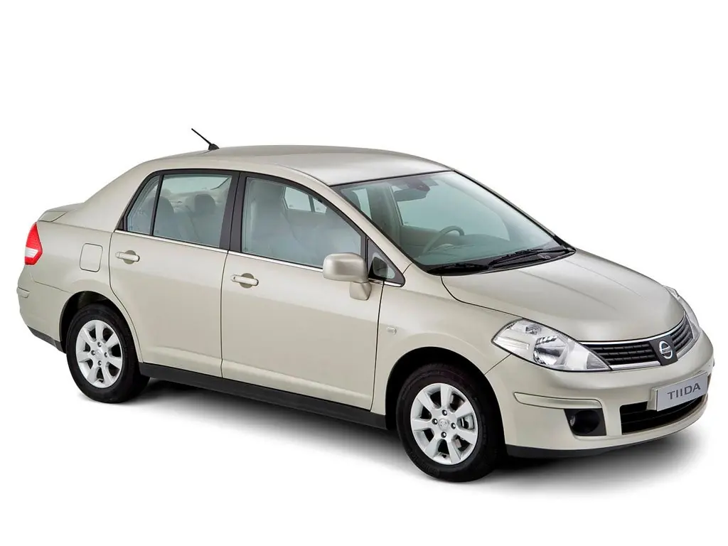 ¿Cuál elegir? Un auto sedán (con cola) por 100.000 pesos
