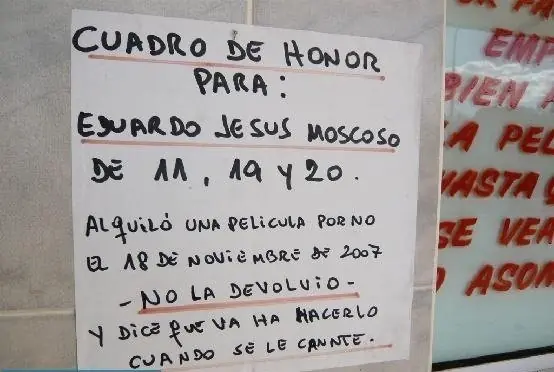 carteles insolitos
