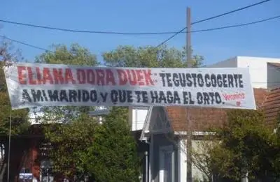 Carteles para morirte de risa. +50 Pasate papuso
