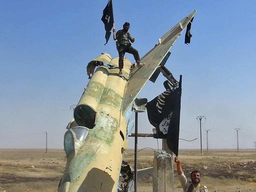 Un clérigo del ISIS atribuye el ataque.