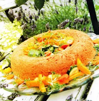 Budín arco iris de verduras variadas