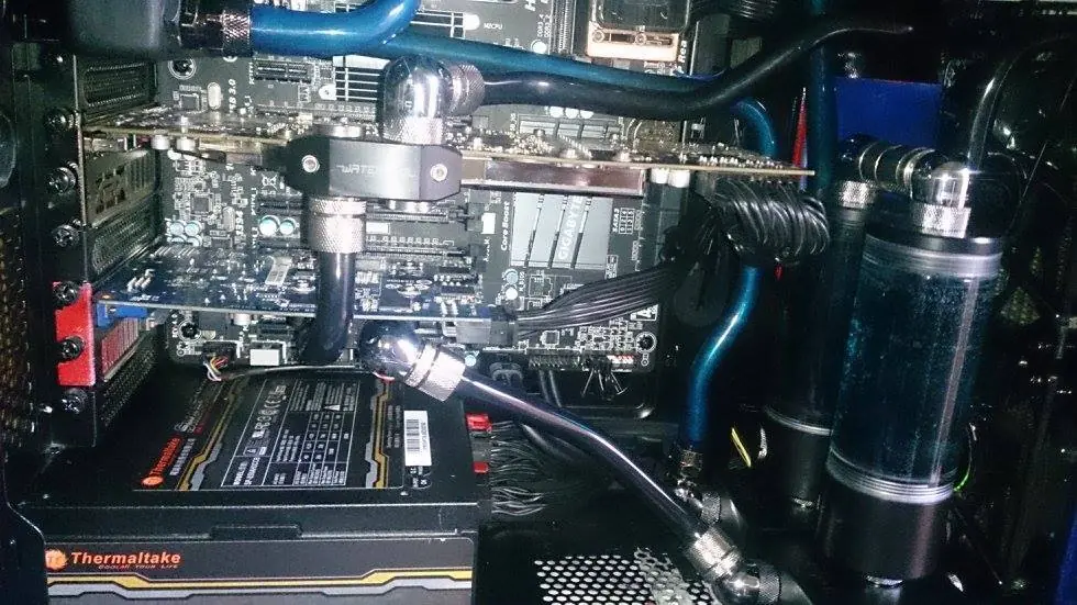 PC Gamer con Water Cooling - Armada por mi mismo