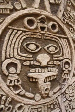 ¡Un ovni en Calendario Azteca!