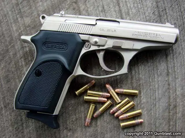 Armas