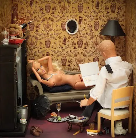 A Barbie no le gusta que le pongan los cuernos