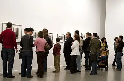 Exposición fotográfica sobre la guerra en Siria.