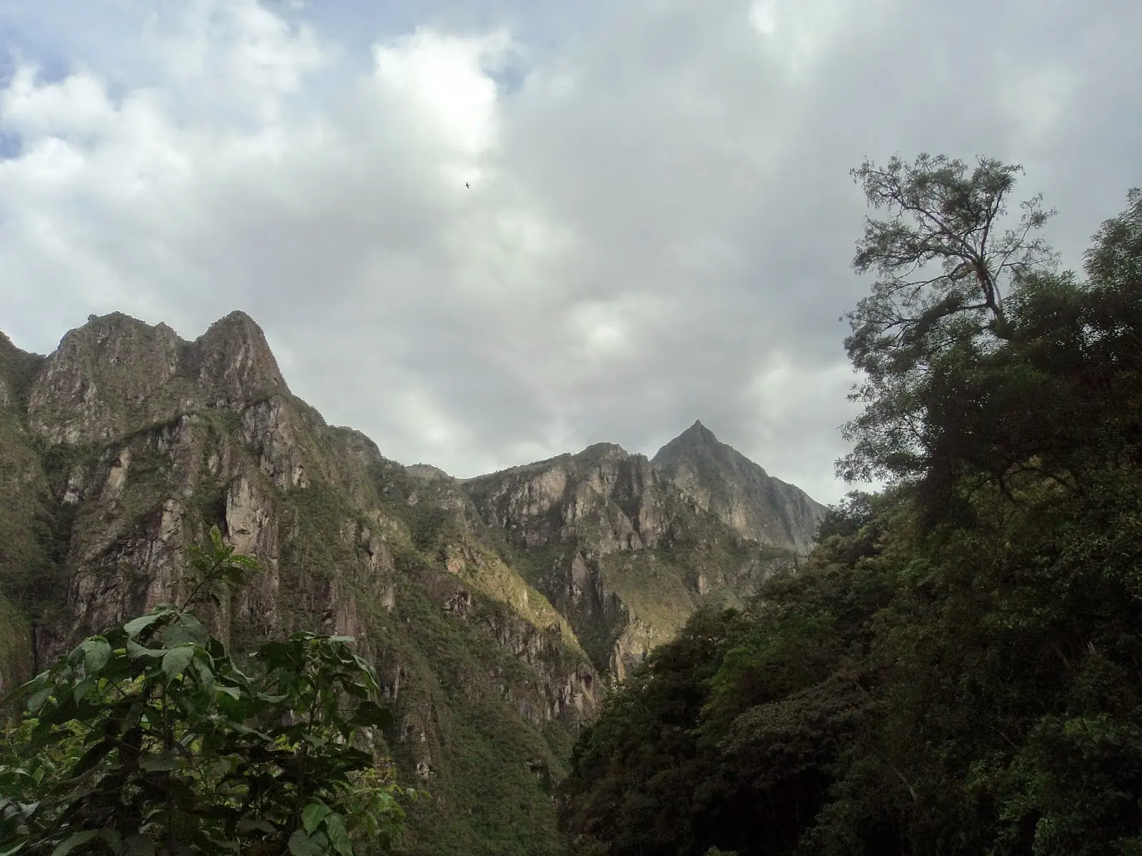 Machu Picchu con solo 100 UD
