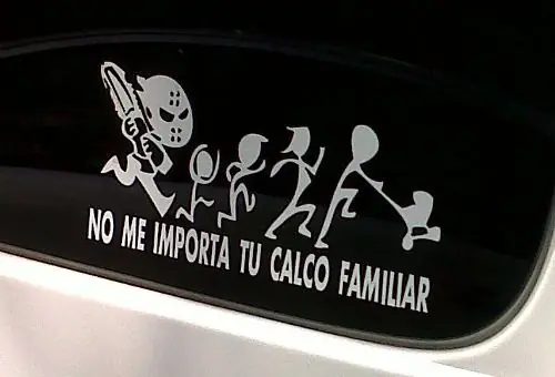 Las calcomanías en los autos y sus significados