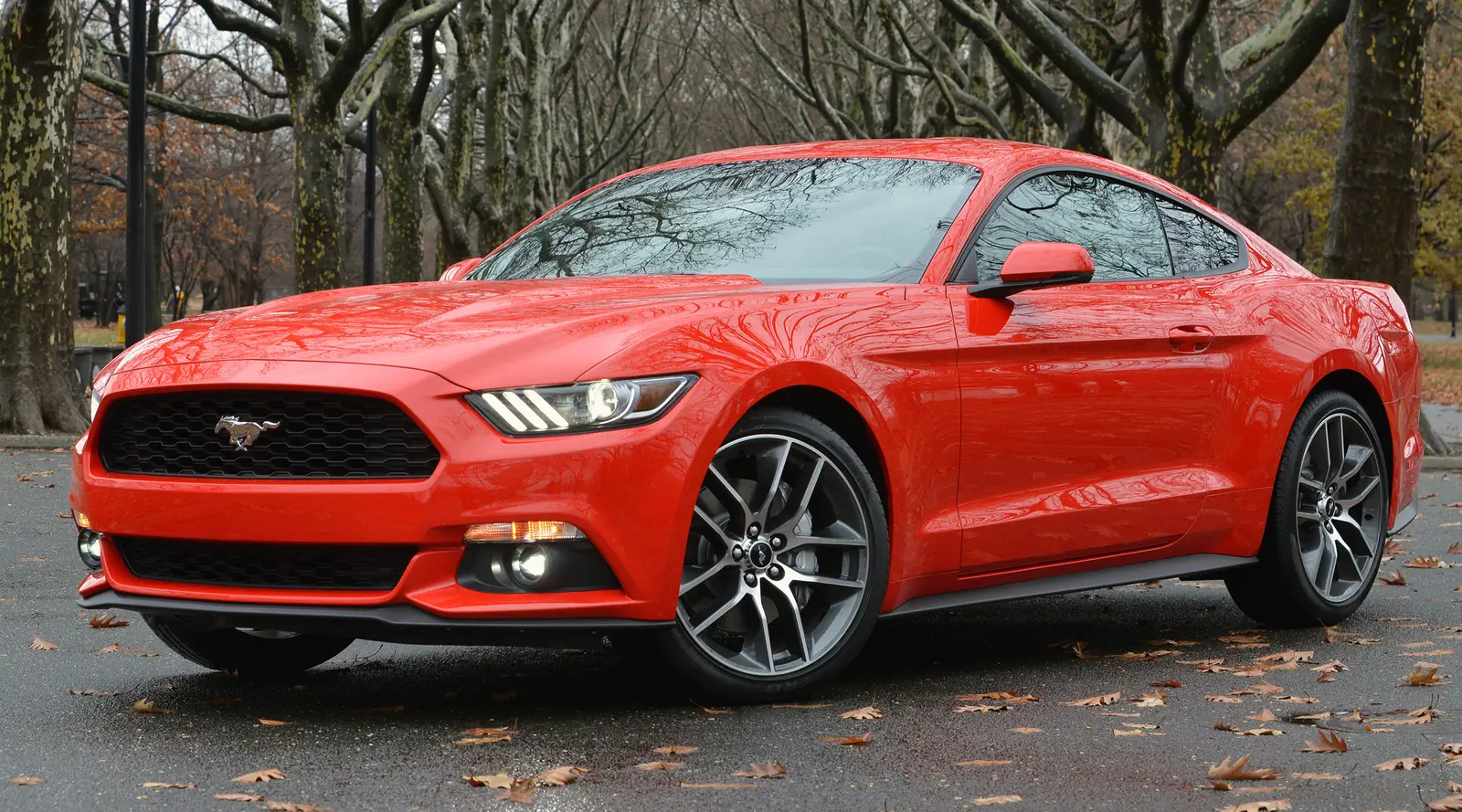 prueba del nuevo Ford Mustang: llegara en verano 2015