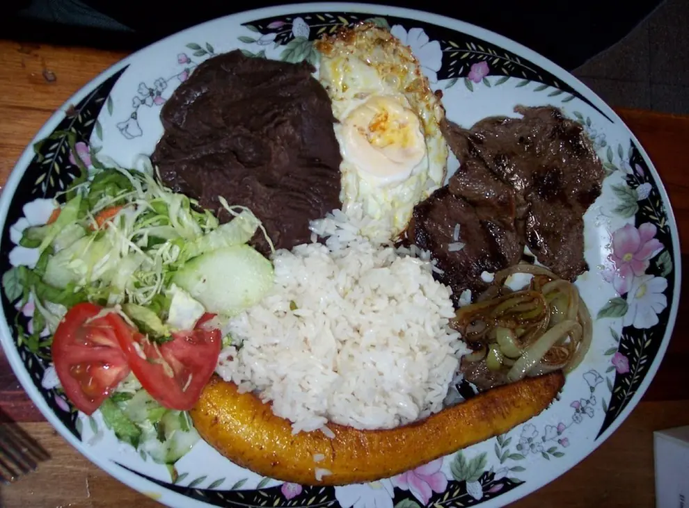 platos de America