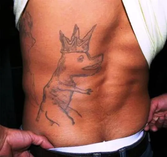 tatuajes mal hechos