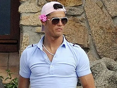 Penaldo quiere que lo peinen ...