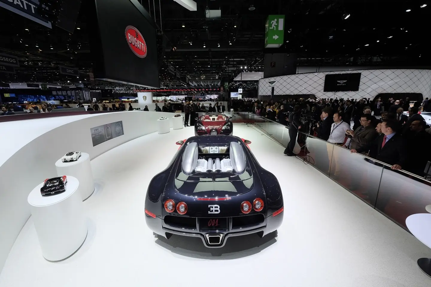 El Bugatti Veyron La Finale impone en directo desde Ginebra