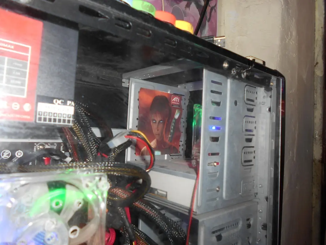 Tengo la PC mas friki del mundo y te lo muestro