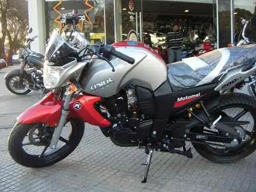 Motomel Sirius 200 ORIGINAL 17,20 HP (info + manual)