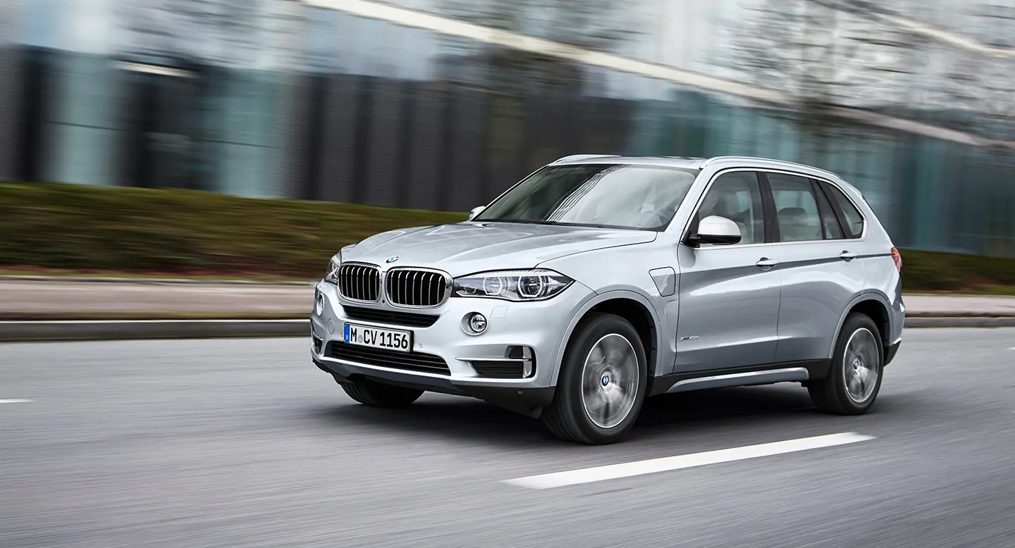 BMW X5 xDrive40e: el gran SUV alemán se “enchufa”