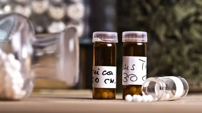 Que los laboratorios sólo quieren dinero ¿Y los homeópatas?