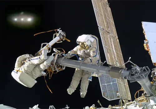 Los astronautas si han visto Ovnis en el espacio