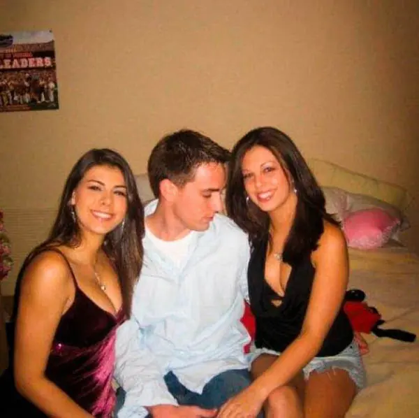 ¿A donde miran los hombres? [90 ejemplos]