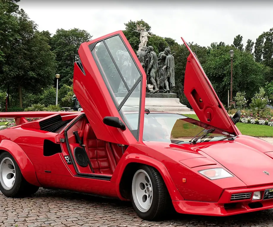 Lamborghini Countach Hermoso auto!