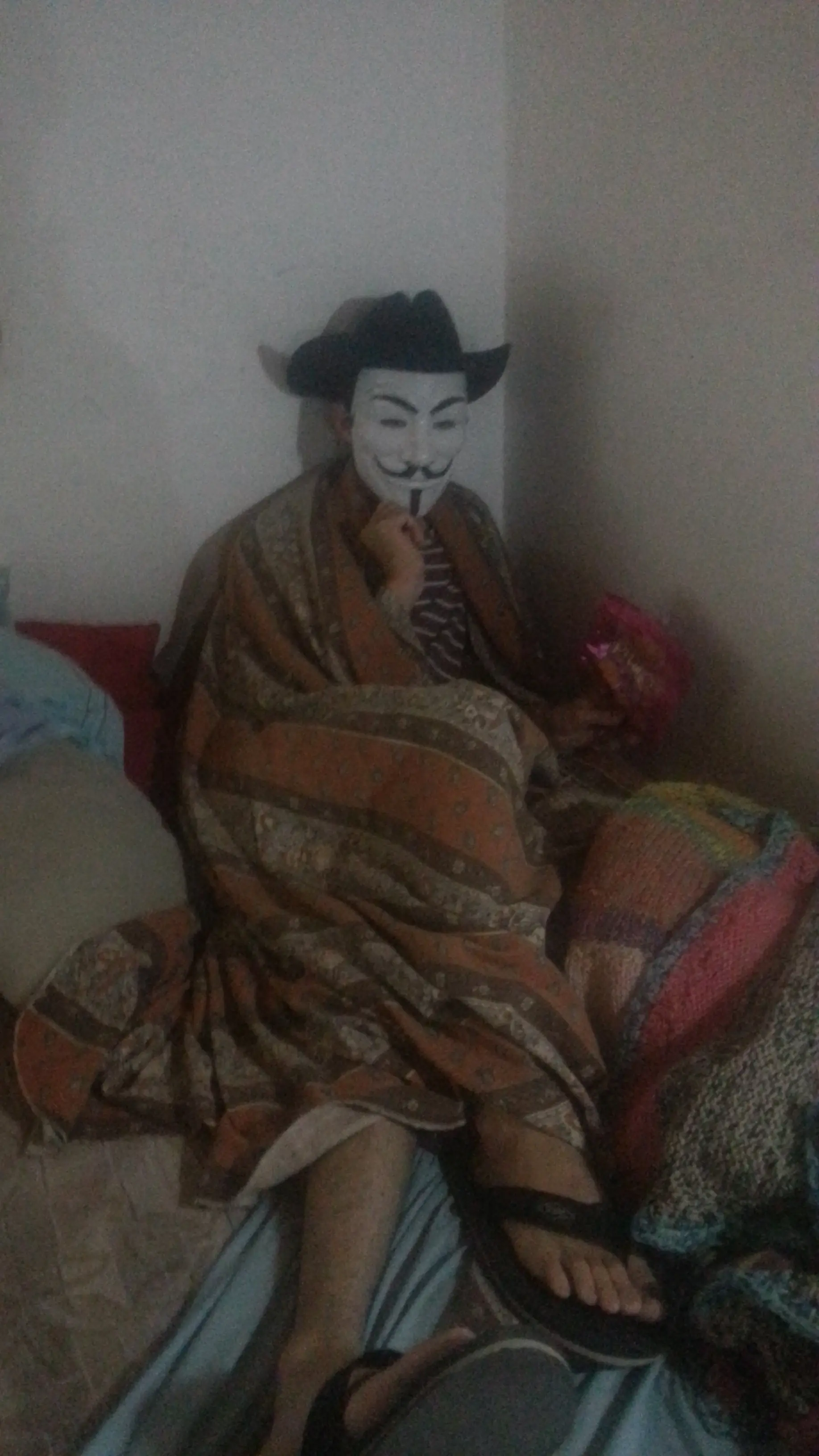 Te muestro mi virgo-cueva[post prometido]