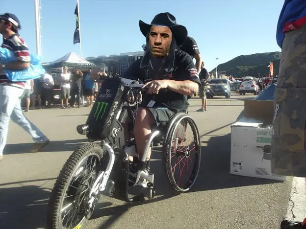 Toretto sentado yo te banco Toretto sentado yo te banco