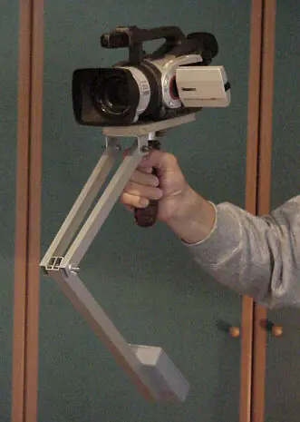 Hacete una SteadiCam casera.