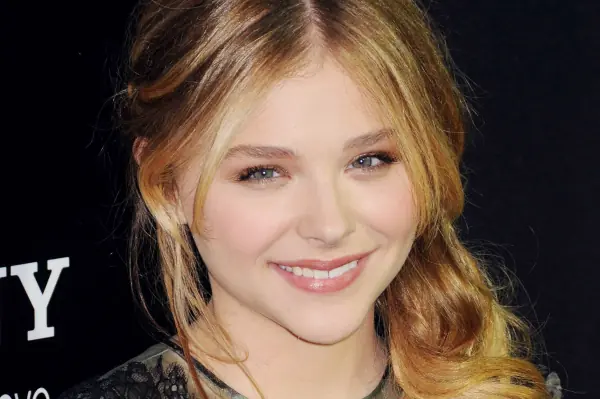 Chloe Moretz vs Emma Watson (Megapost)