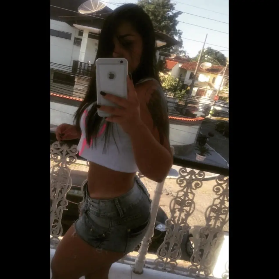 andressa andressa