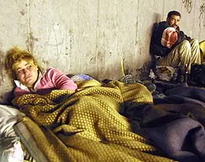 Asumiendo la miseria: La decadencia del sistema.