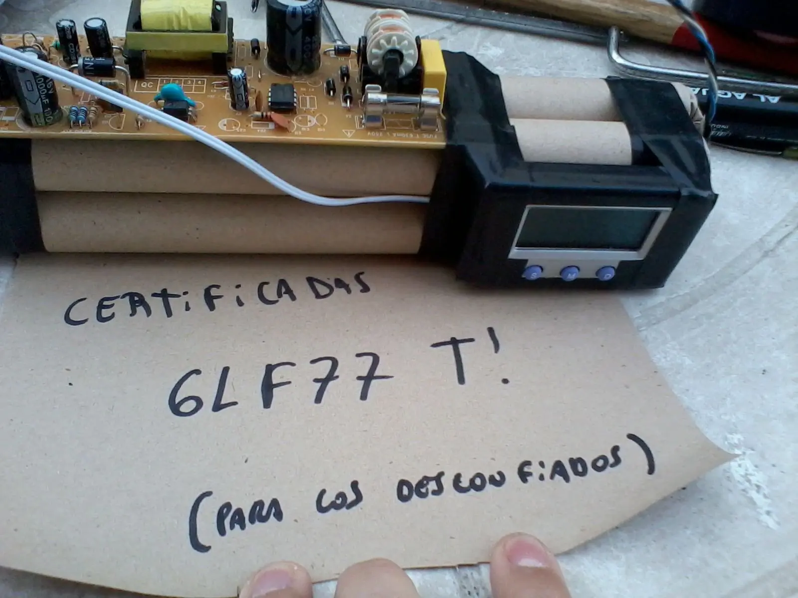 me hice un reloj bomba!!(propia certificadas)