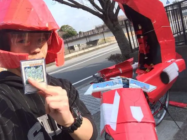 Un adolescente hizo la moto de Yu-Gi-Oh!5ds