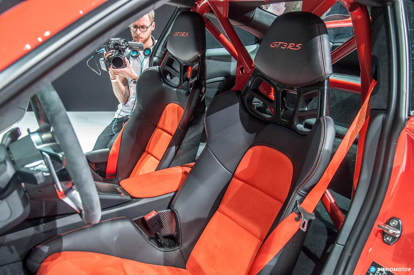 Foto a foto, a solas con el Porsche 911 GT3 RS Foto a foto, a solas con el Porsche 911 GT3 RS
