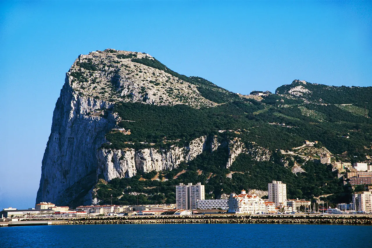 Asi nos robaron Gibraltar a España