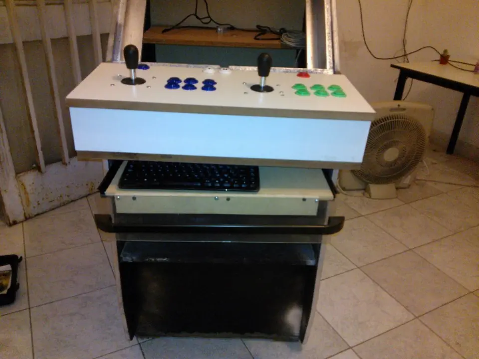 Me Arme mi Propio Arcade