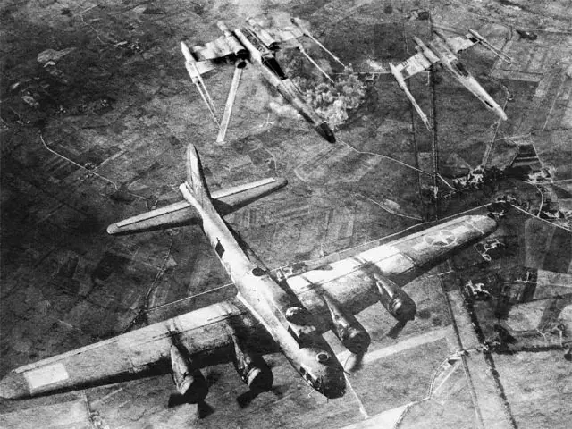 fotos trucadas de la IIª guerra mundial.