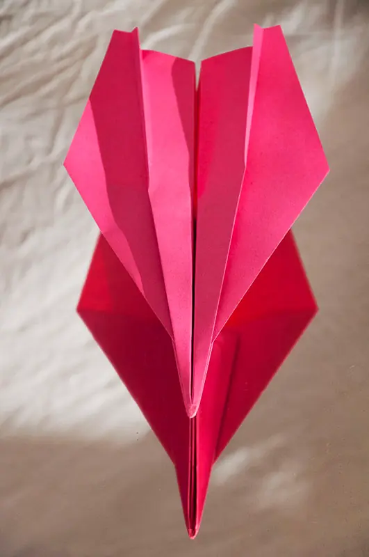 Aerogami, el arte de fabricar aviones de papel
