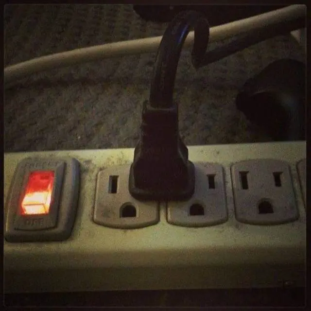 Humor de bajo presupuesto + Boobs.