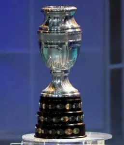 Me echaron de casa por no saber de futbol
