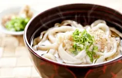 Fideos "udon" caseros (cocina japonesa)