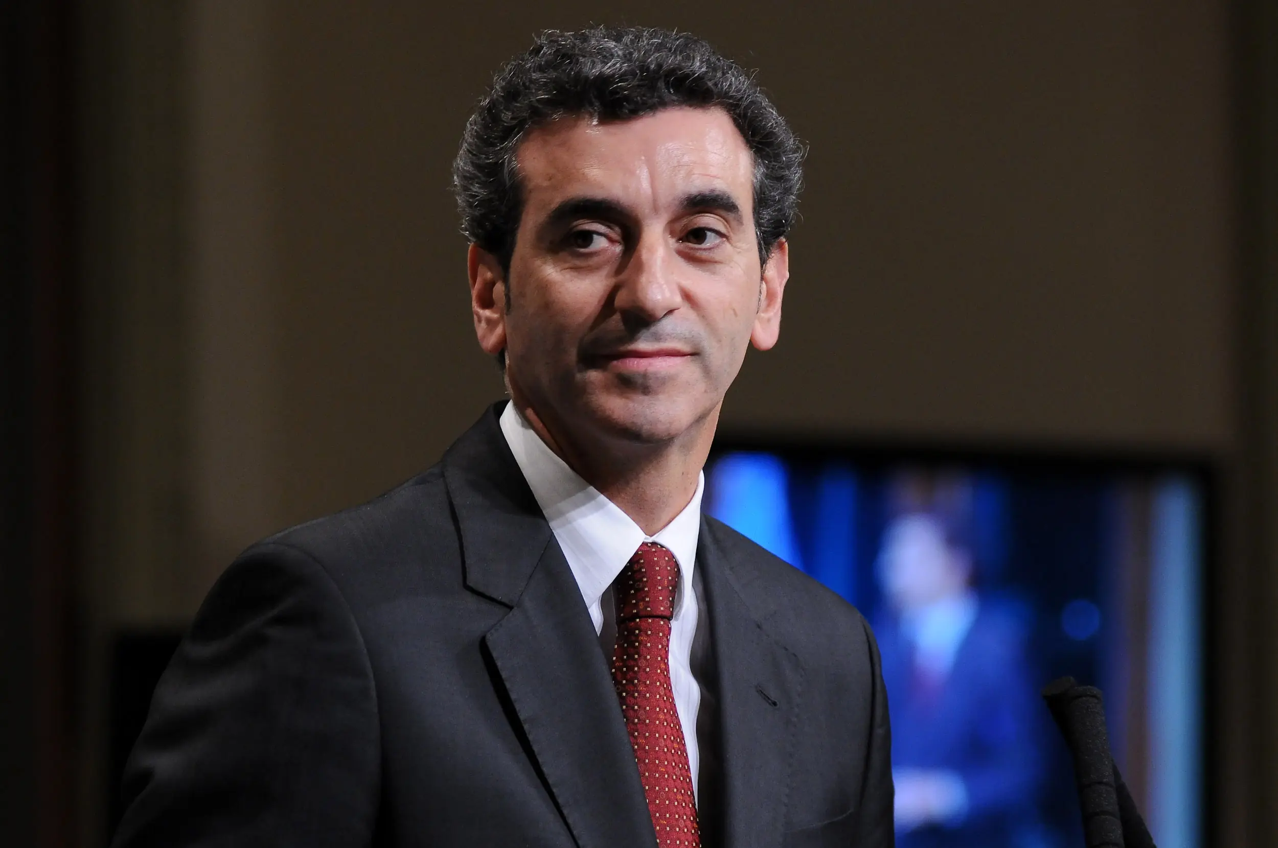 Presidente de T! 0,8% de intención de voto en encuesta seria