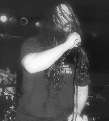 cantantes death metal