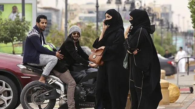 Las "damas" en la Arabia Saudí