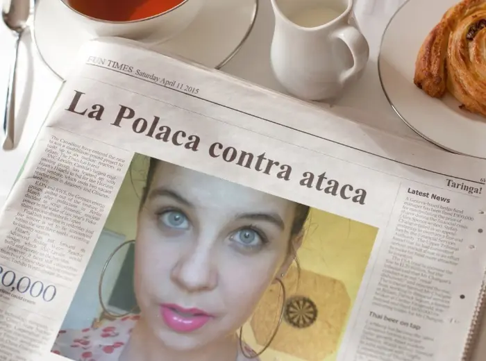 Polaca vuelve en forma de cartas