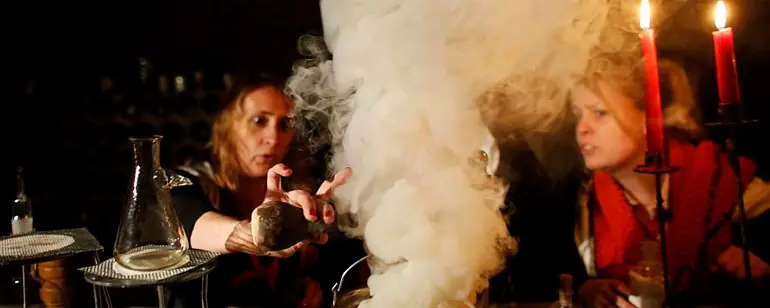 Fans de Harry Potter recrean el Colegio Hogwarts en Polonia