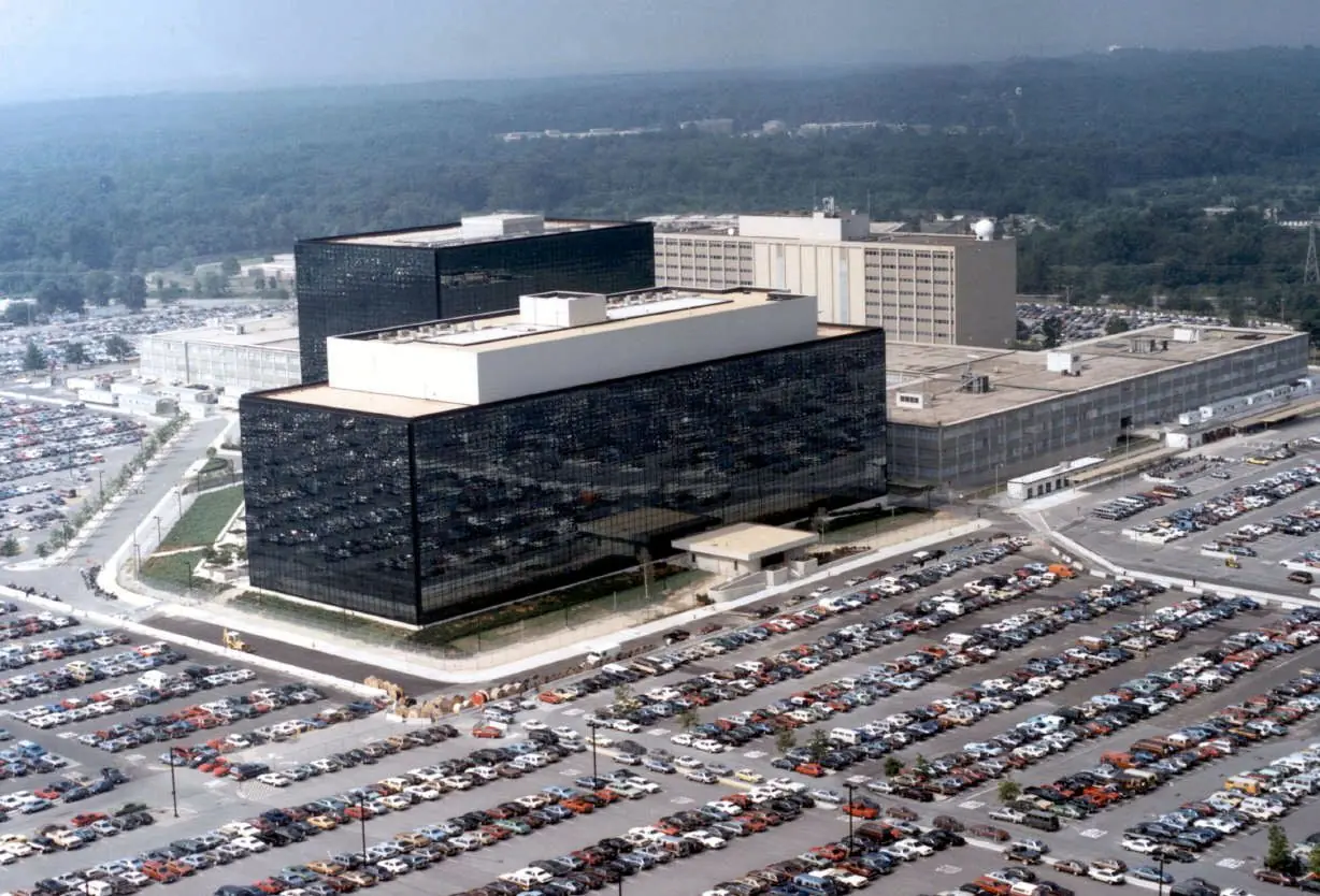 La CIA busca mensajes terroristas en películas porno