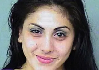 Le ofrecio sexo oral para que la liberen