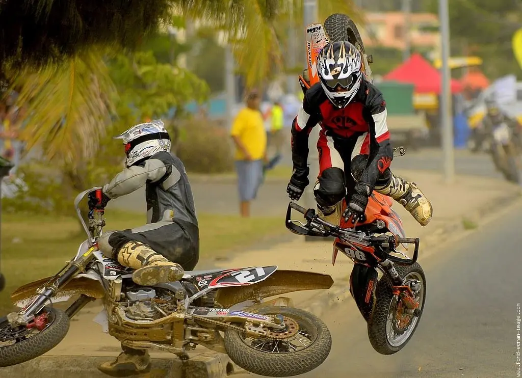 Autos y Motos