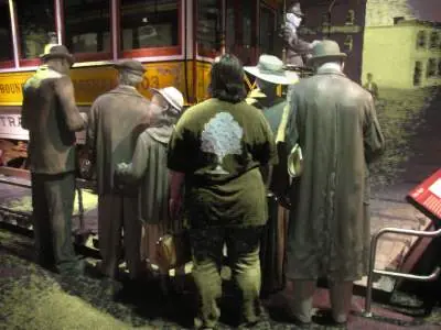 Gente al pedo con estatuas